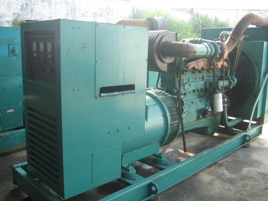 普兰租赁发电机- 发电机碳刷磨损的原因是什么