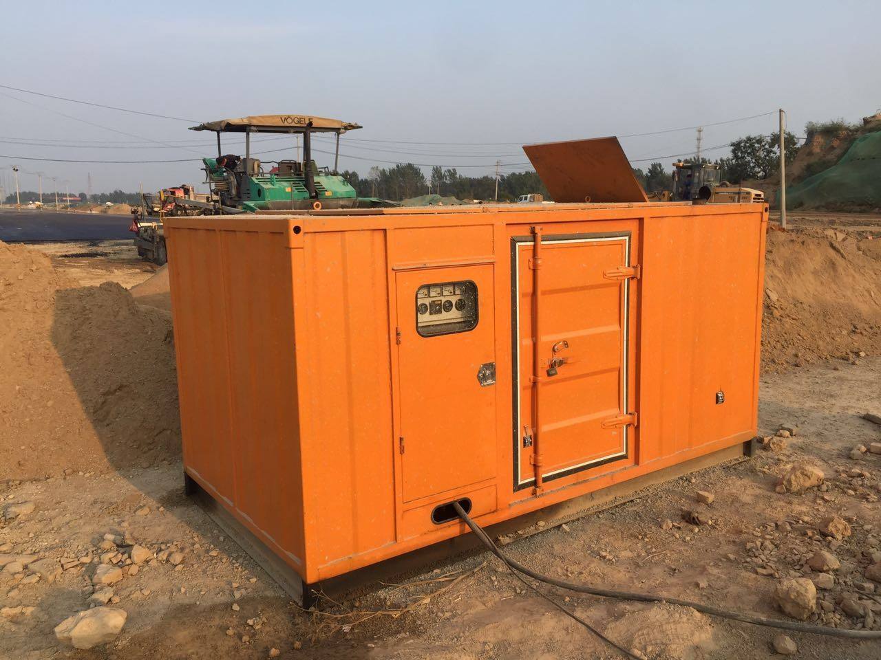 普兰发电机出租-不同气候环境对柴油发电机组运行的影响