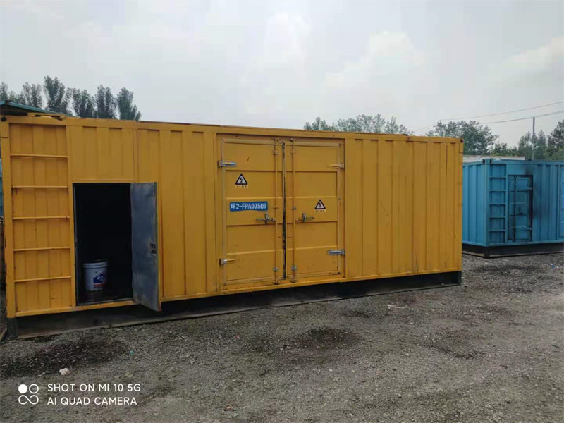 普兰200KW柴油发电机组需要配备什么型号的电缆线？
