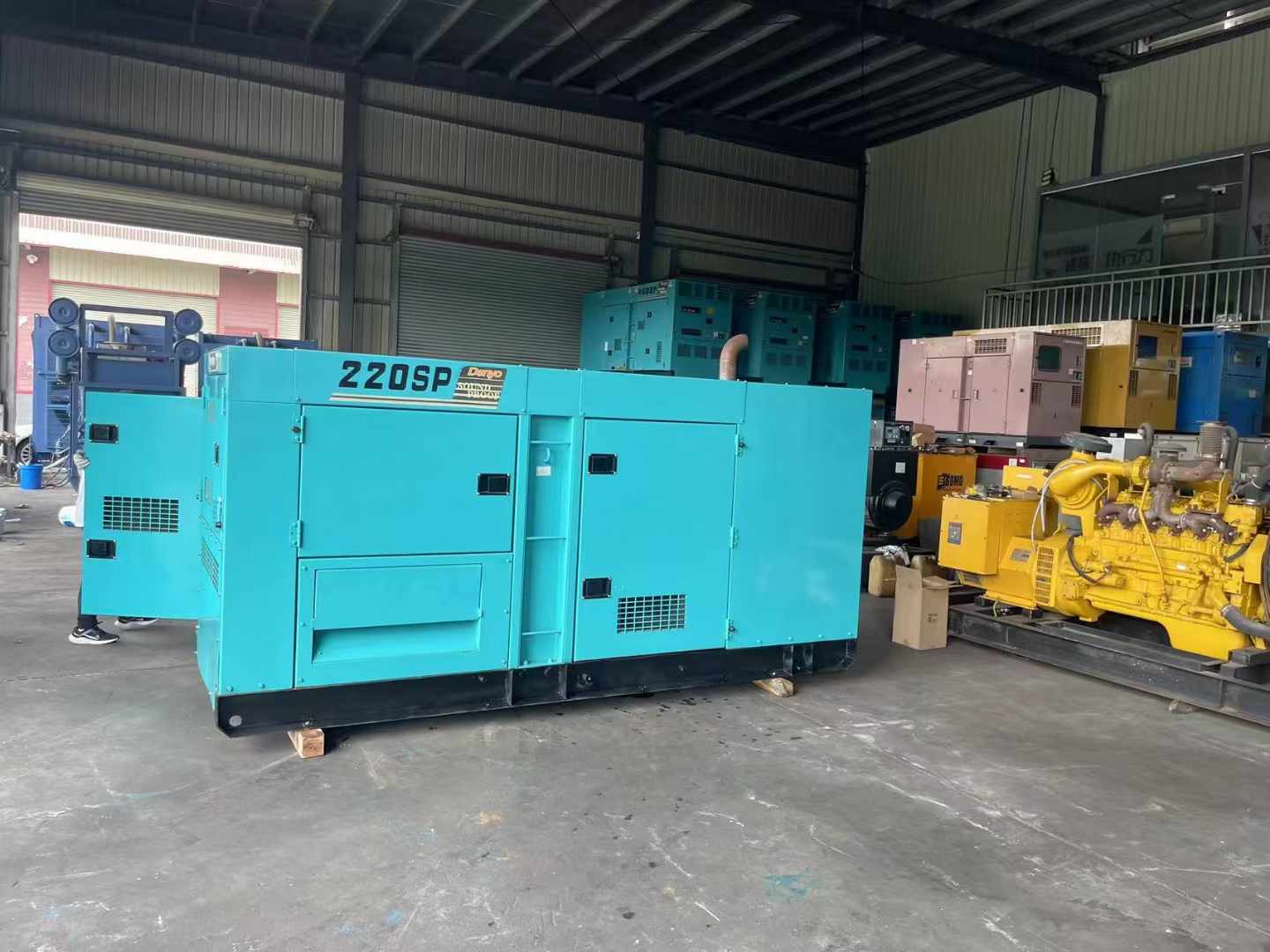 普兰800kW 柴油发电机的输出电流波动范围是多少？