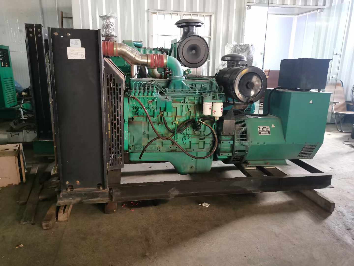 普兰发电机租赁如何确定电缆的承载电流是否在安全范围内？