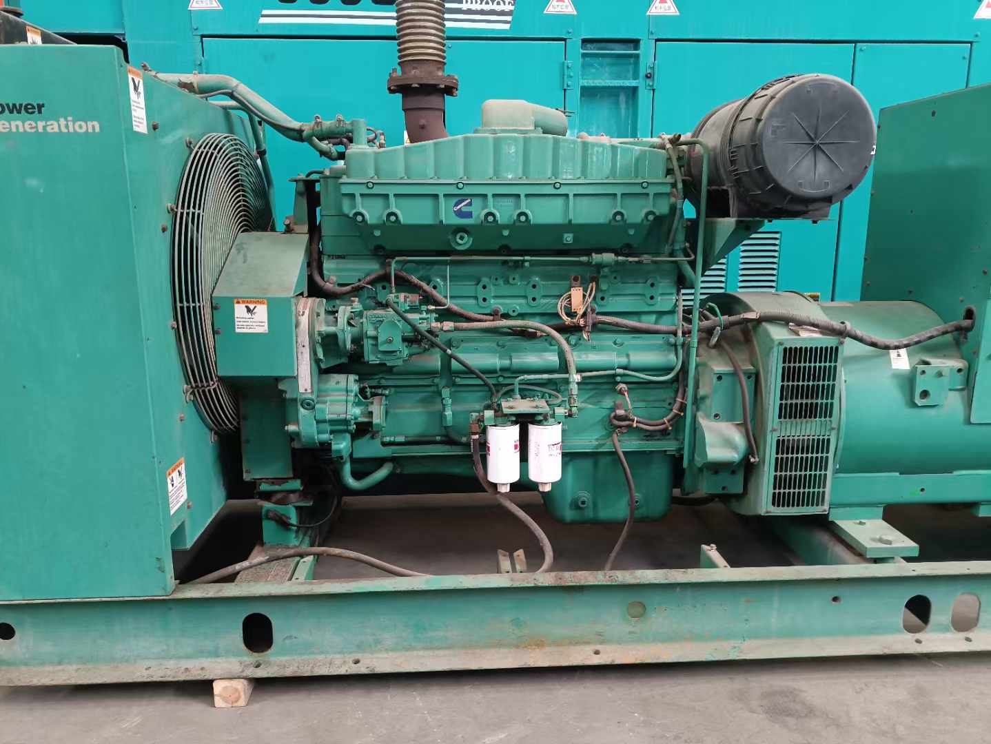 普兰过载会对 600kW 柴油发电机组造成哪些损害？