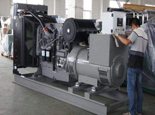 普兰柴油发电机组和储能设备配合使用的案例