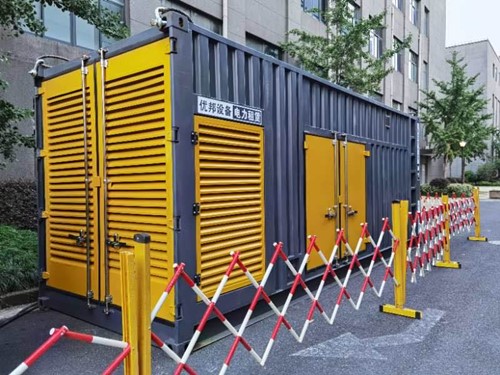 普兰如何使用转速表检查发动机的转速？