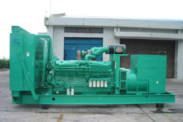 普兰工厂发电机应急发电时如何更准确地检查发电机状态？