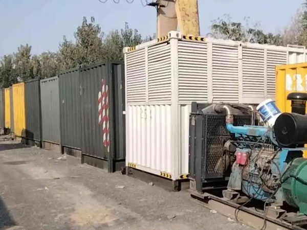 普兰200KW柴油发电机机组每小时油耗是多少？