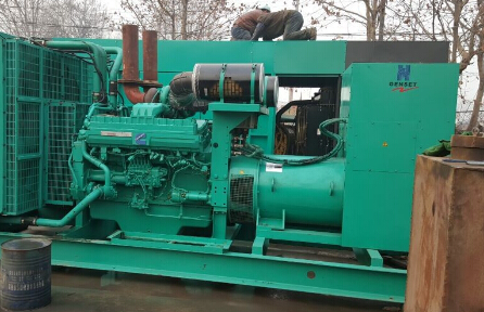 普兰发电机组如何判断水冷式机油散热器内部是否需要清洗？